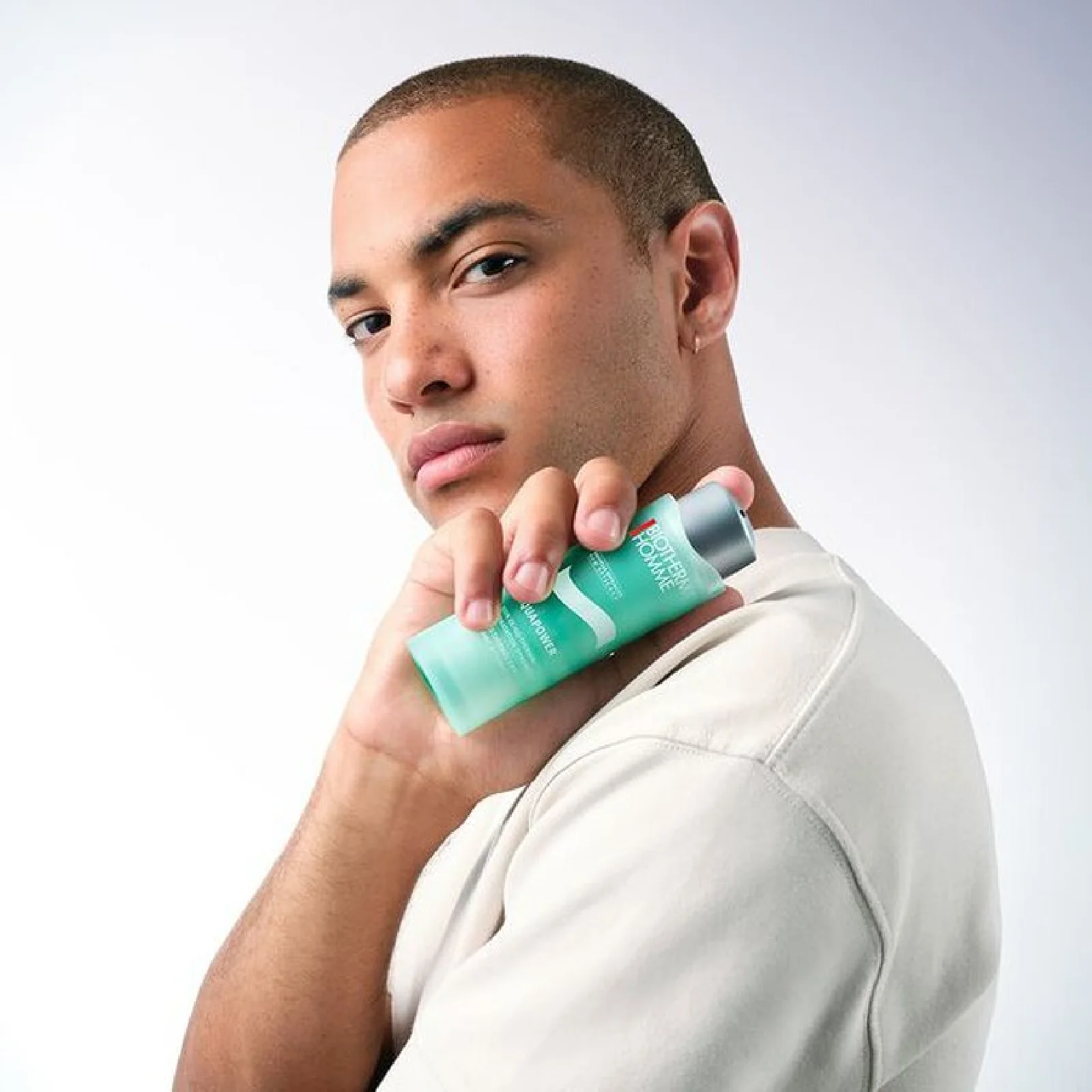 Biotherm Aquapower Oligo-Thermal Care Dynamic Hydration for Men - Image 6