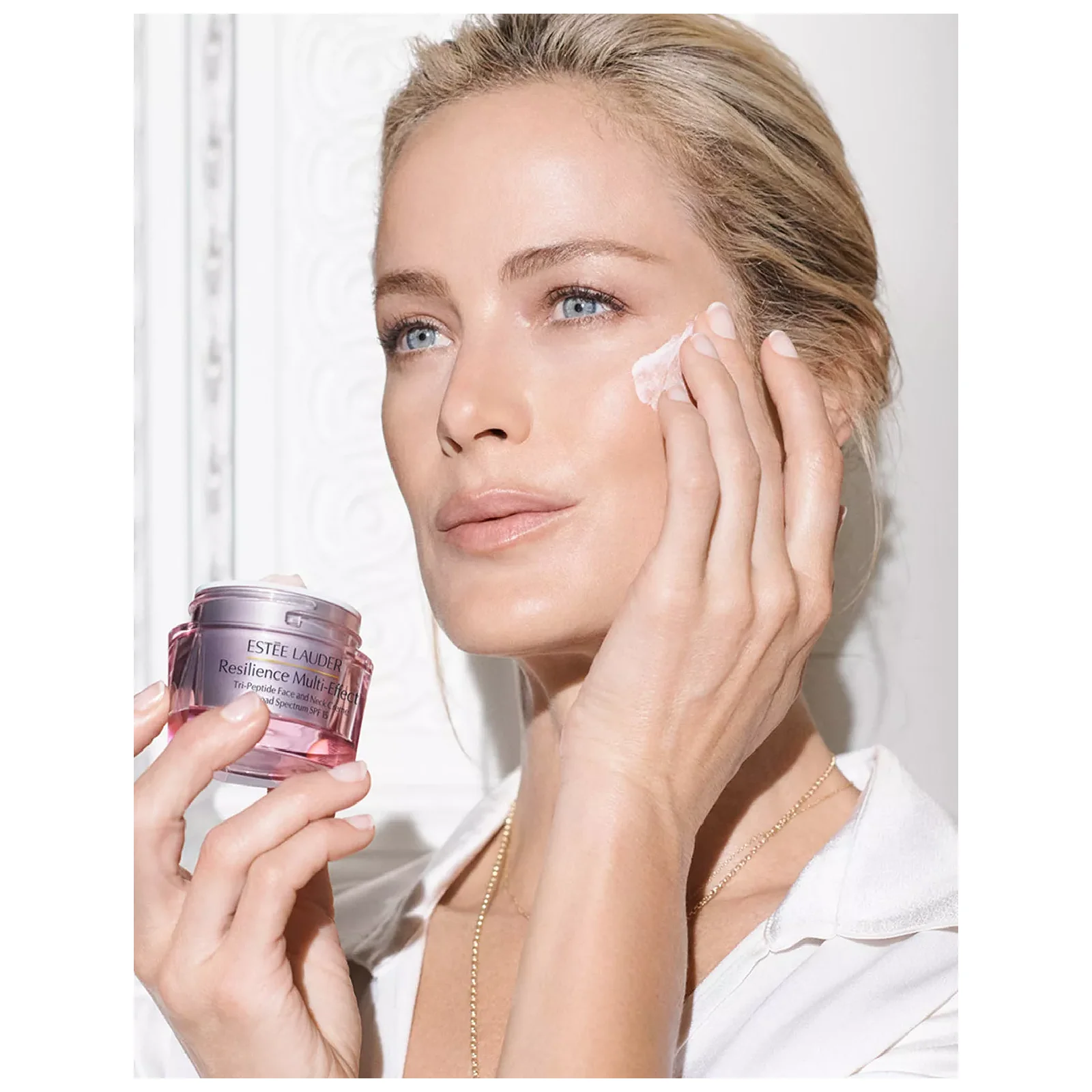 Estee Lauder Resilience Multi-Effect Tri-Peptide Face & Neck Cream - Image 8