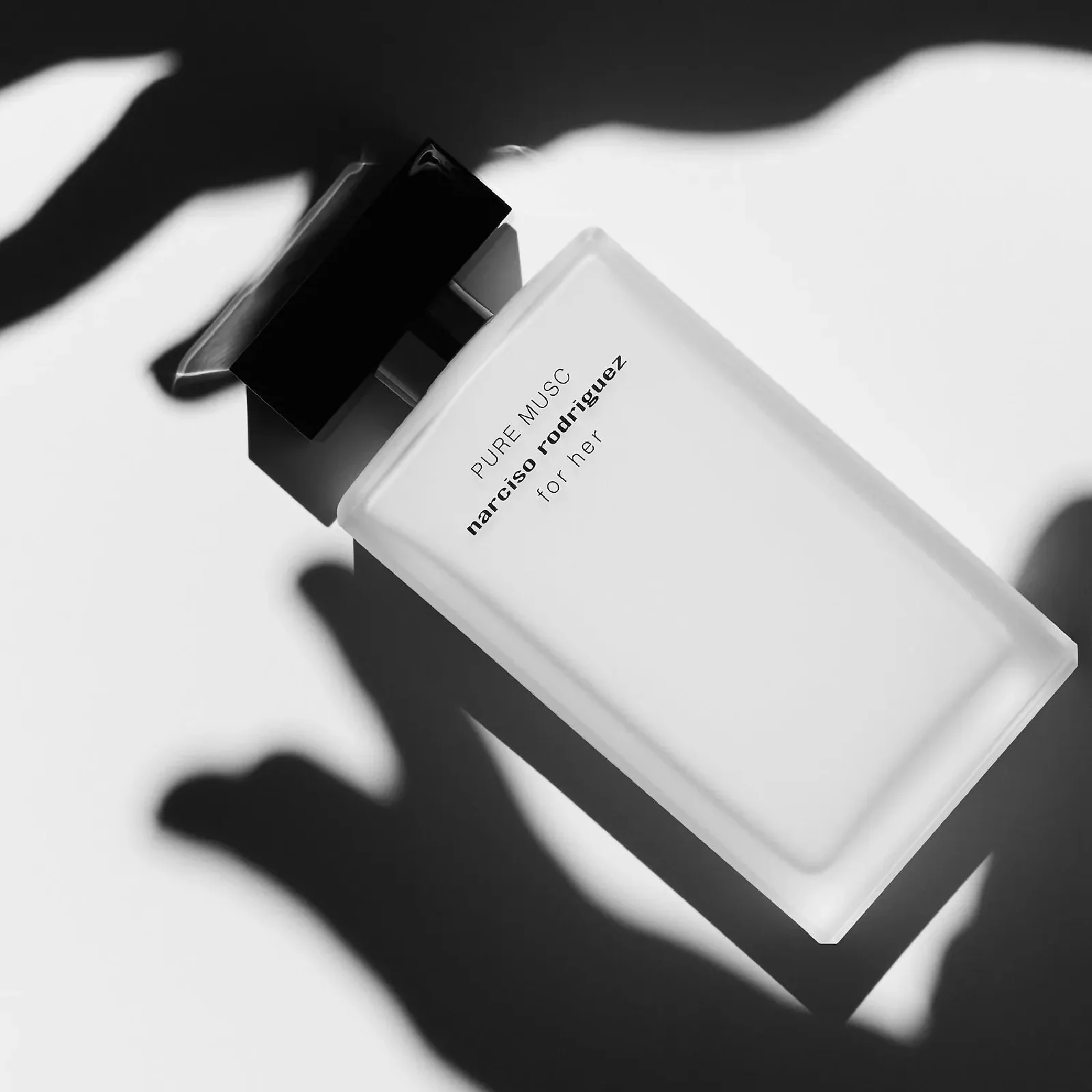 Narciso Rodriguez Pure Musc Eau de Parfum for Women - Image 4