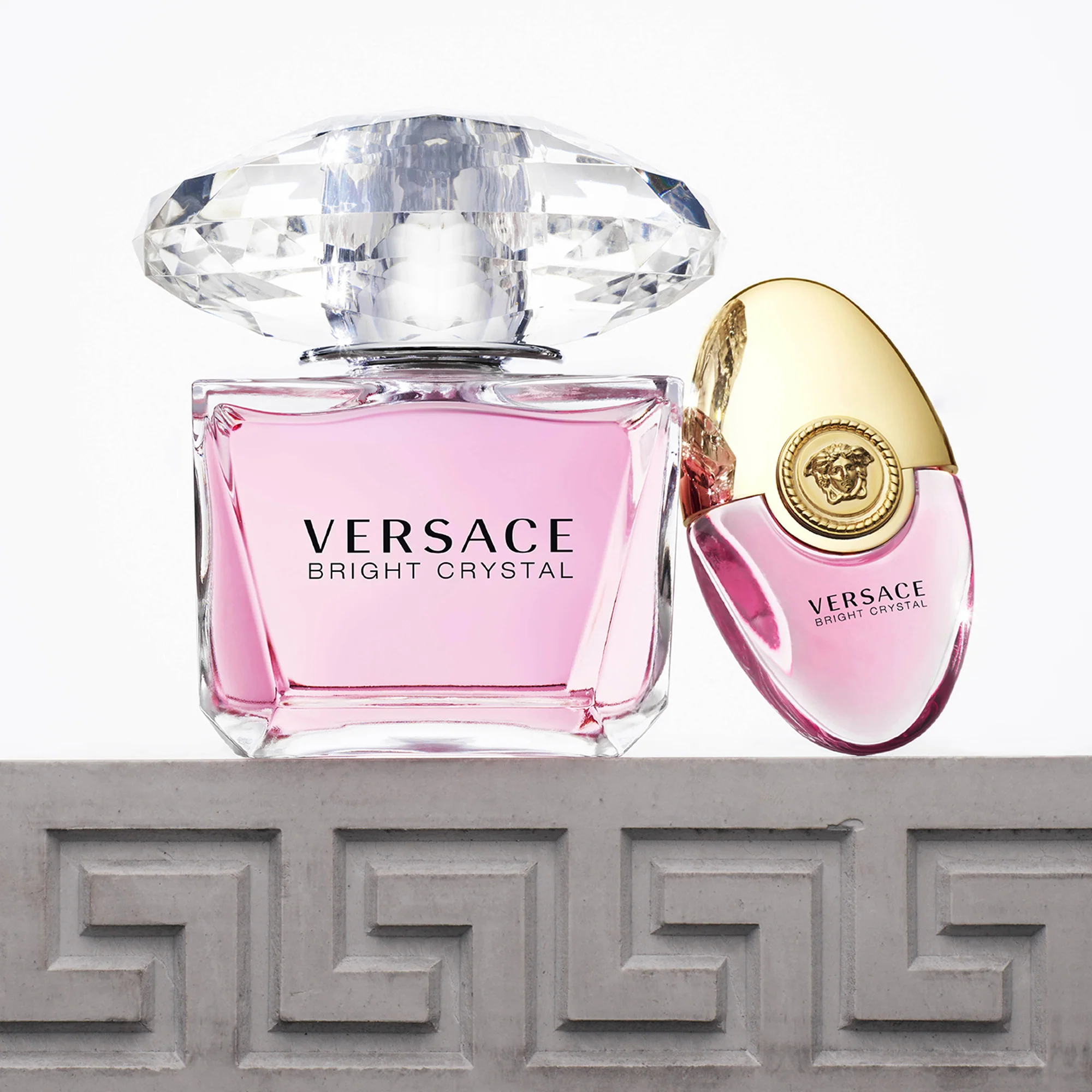 Versace Bright Crystal Eau de Toilette for Women - Image 36
